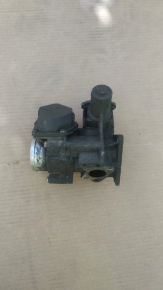 Válvula EGR VW T5 2.5 TDI