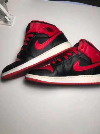 Zapatillas Nike Air Jordan Negras Rojas