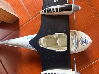 Hidroavión de policía