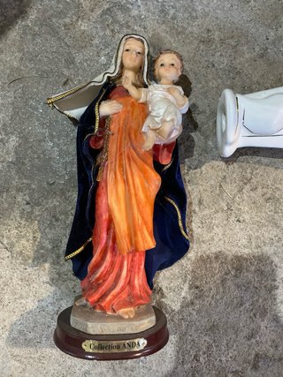 Adornos de todo tipo. Antiguedades