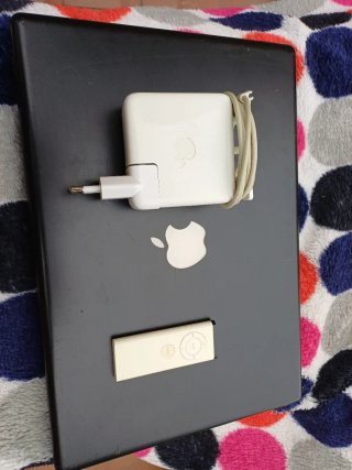Macbook 2008 Negro