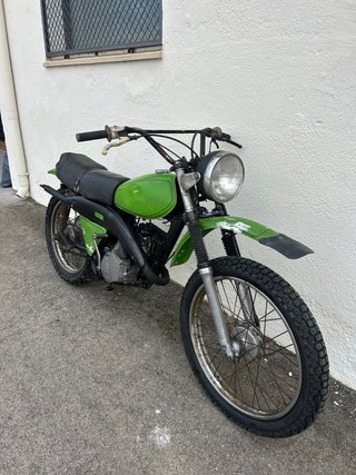 Kawasaki KE 125 Enduro Válvula Rotativa