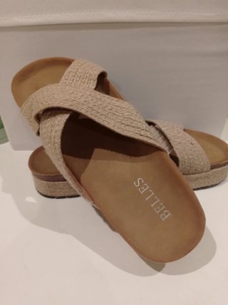 Sandalias Belles ante de mujer, color beige