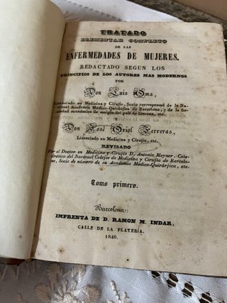 Libro de 1840 Enfermedades de las mujeres.
