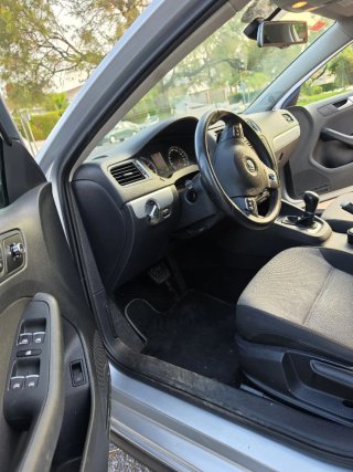 Volkswagen Jetta 2013