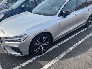 Volvo V60 2021