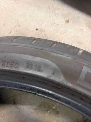 Neumático 225/40 R18 92Y