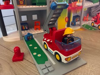 Playmobil 6777 Casa Bomberos 1-2-3