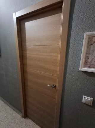Instalador de puertas de interior