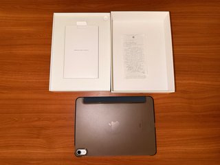 iPad Air 4 64GB Plata WiFi Averiado + Funda