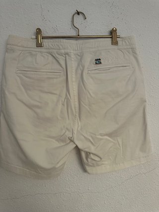 Practicamente nueva. Bermuda Harper Beige/Blanca