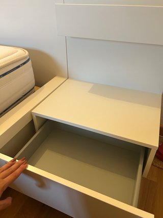 Cama doble IKEA 140x200 con cabecero