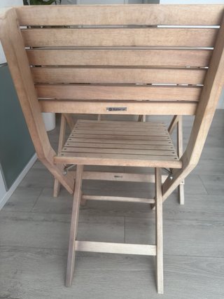 Mesa y 2 sillas madera terraza/jardín