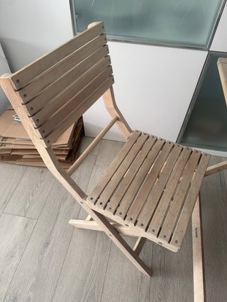 Mesa y 2 sillas madera terraza/jardín