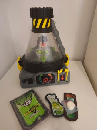 Laboratorio Beast Lab Creator con kit experimento