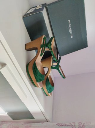 Sandalias Pedro Miralles Madera Verde Talla 37