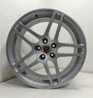 Juego de Llanta Porsche Macan S doble medida R18