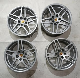 Juego de Llanta Porsche Macan S doble medida R18