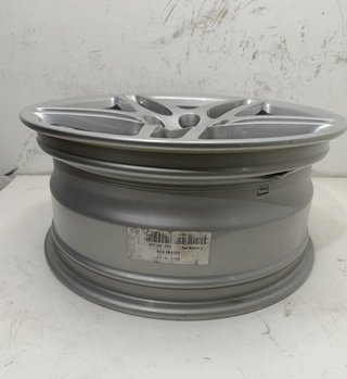 Juego de Llanta Porsche Macan S doble medida R18