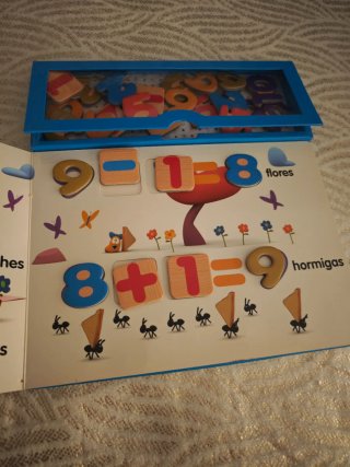 Aprende a contar con Pocoyó Libro con piezas en...