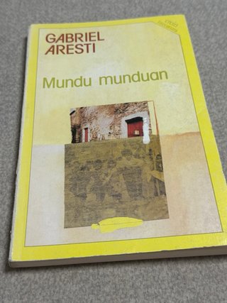 Mundu munduan