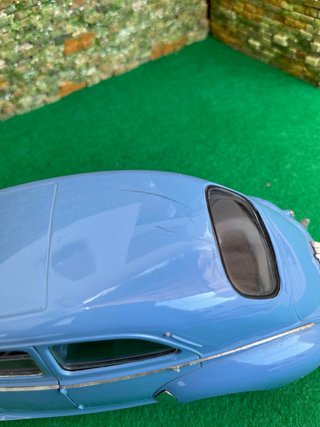 Peugeot 203 1954 – Escala 1:18 Solido