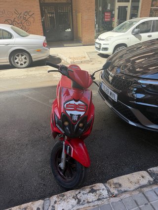 Yamaha Jog RR Roja