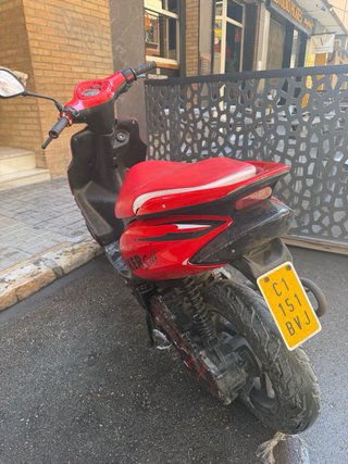 Yamaha Jog RR Roja
