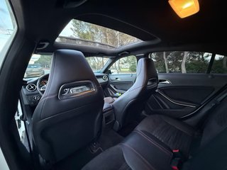 Mercedes-Benz A200 2016 2016