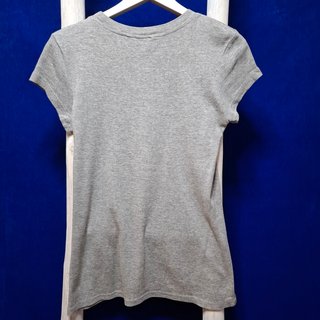 Camiseta gris H&M Snoopy