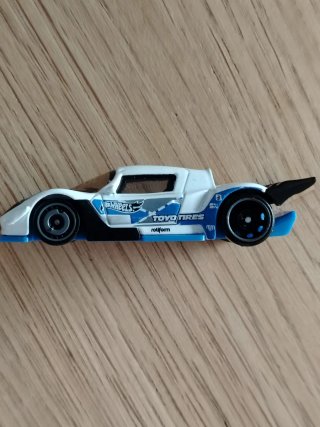 Hot Wheels Mad Mike Drift Attack