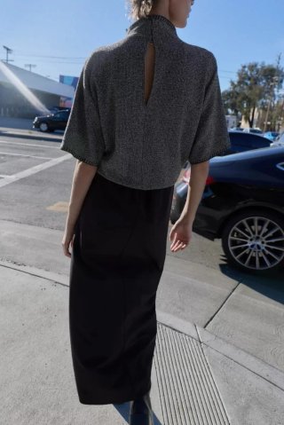 Vestido midi Zara gris y negro