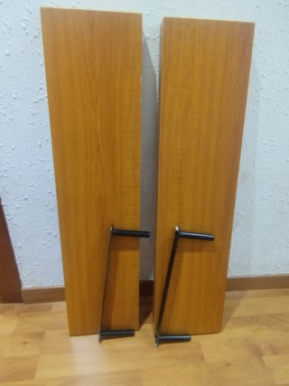 Estanterías Ikea Madera y Metal color cerezo