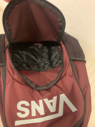 Mochila Vans Burdeos y Negro