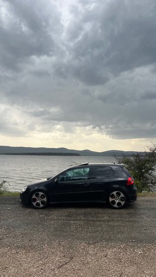 Volkswagen Golf MK5 GTI