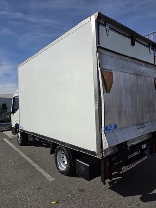 Nissan Cabstar 2009