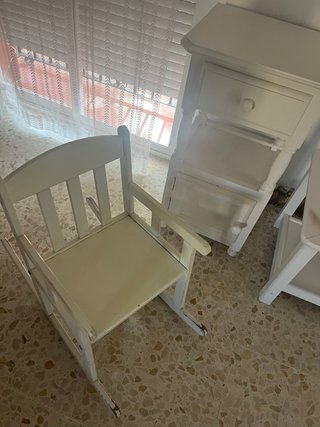 Muebles blancos infantiles