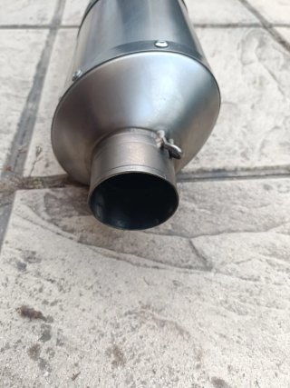 Silenciador Akrapovič Moto Negro/Plata