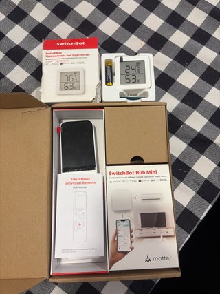 SwitchBot Hub Mini y Termómetro