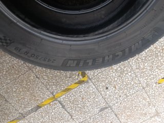 Neumáticos Michelin Pilot Sport SUV 245/50 R19
