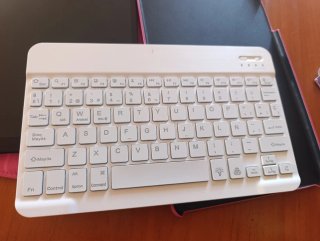 Tablet Samsung Negra + Teclado