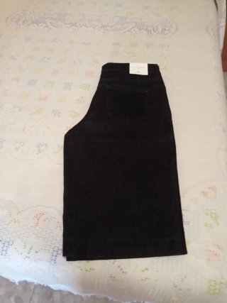 Pantalón vaquero culotte Zara negro Talla 46