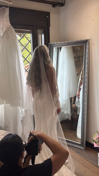 Vestido de Novia Talla S Encaje y Pedrería(perlas)