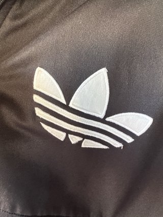 Chaqueta Adidas Vintage Negra y Roja