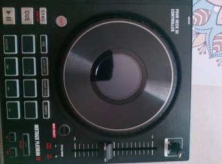 Numark Mixtrack Platinum FX Controlador DJ