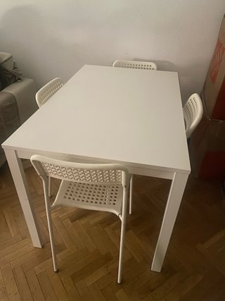 Mesa comedor extensible blanca 5 sillas (6 avería)