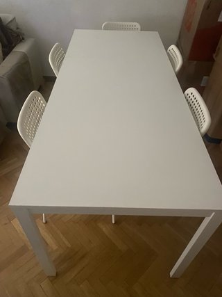Mesa comedor extensible blanca 5 sillas (6 avería)