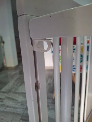 Cuna de bebé blanca