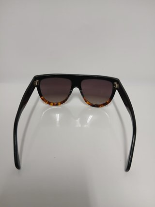 Gafas de sol icónicas negras y marrones