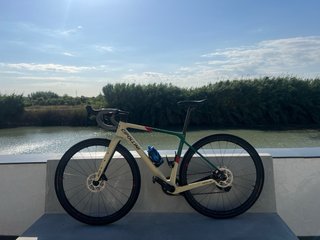 Bicicleta Gravel Cipollini Ago Electrónica